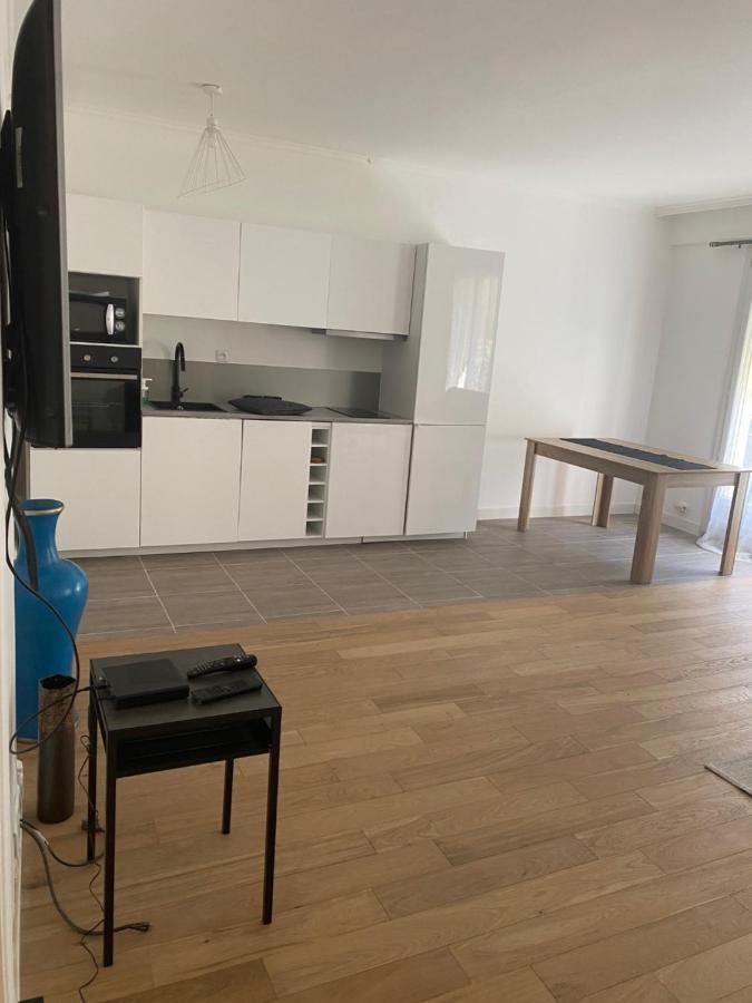 Bel Appartement A Neuilly Sur Seine 92200 Buitenkant foto